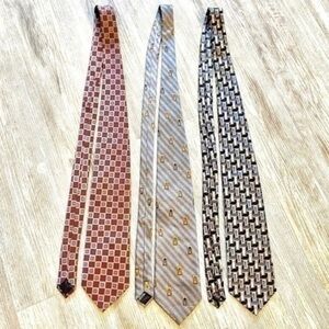 - Men’s ties. Great colours. Ties are all in EEUC